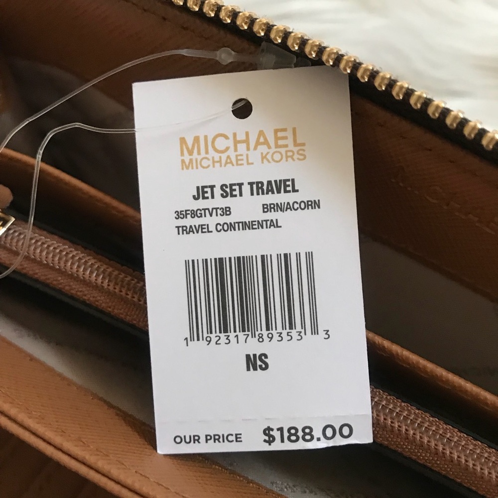 Michael Kors Jet Set Travel Brown Logo Wallet Case - Picture 5 of 6